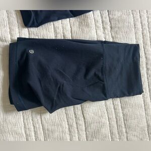 Navy Blue Lululemon Set : 5in biker shorts and Wundermost ultra soft Nulu cami